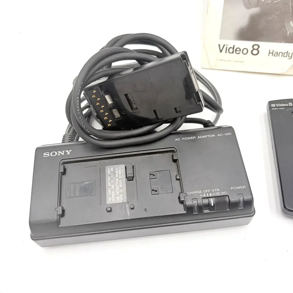 Sony CCD-F55 Video8 Handycam Camcorder w/ Charger Remote Manual Tape AS-IS Parts